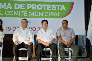 Toman protesta directivos del PRI municipal.