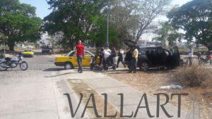 Reportan Choque en la Jesus Rodrigez Barba esquina con Lago Superior