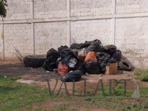 Denuncian bodega de basura en la Alfonso Díaz Santos.