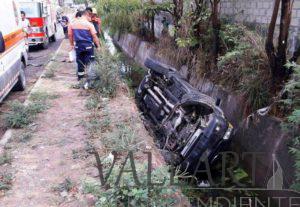 Pierde el control y casi pierde la vida