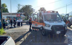 Motociclista arrolla y abandonada a un transeúnte