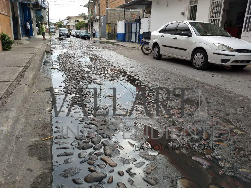 Continúa Seapal con derrames de aguas negras en Pitillal