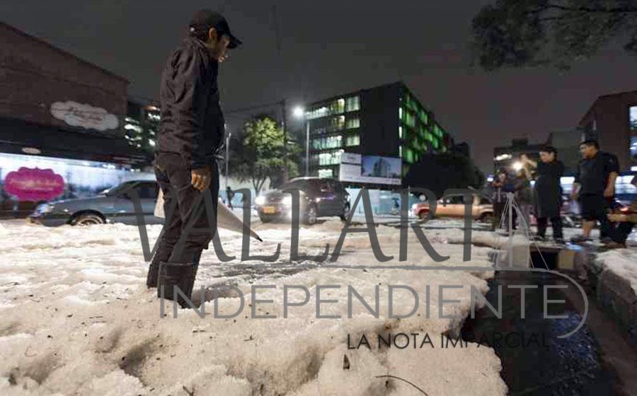 Sorprendente granizada cubre de blanco Bogotá (VIDEO)