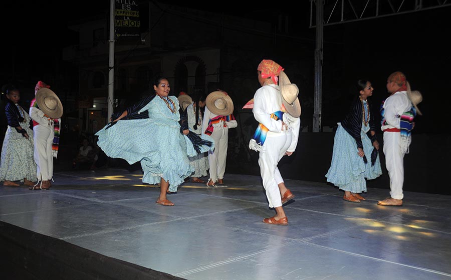 Homenajean a figuras emblemáticas del ‘Viejo Pitillal’