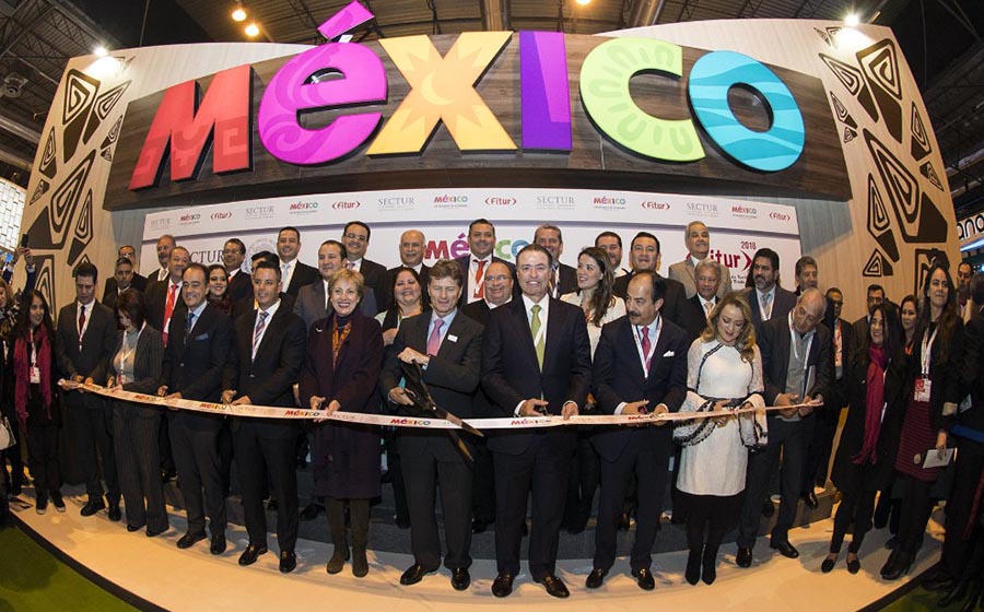 Fortalece Puerto Vallarta su presencia como destino mundial en Fitur Madrid