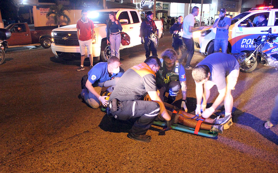 Arrollan transeúnte en la Medina Ascencio; resulta malherido