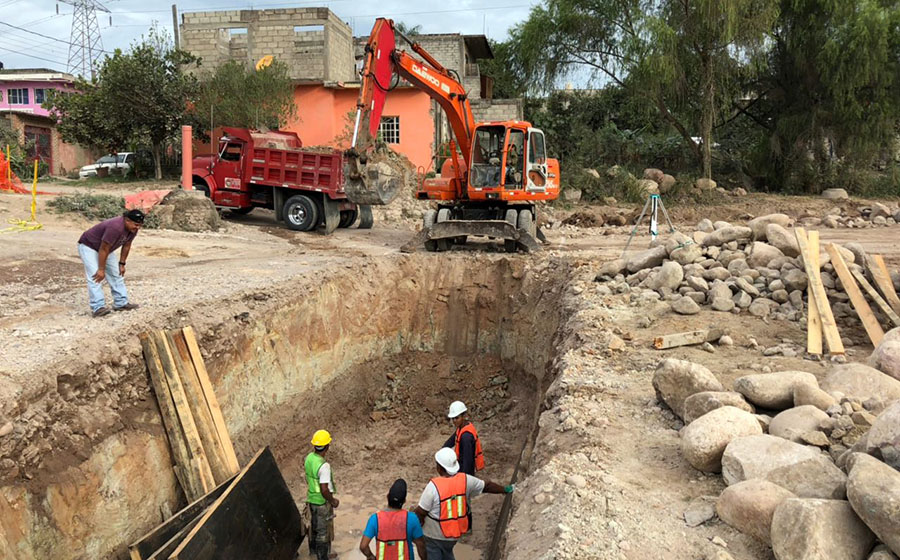 Agilizan construcción del puente en avenida De Los Poetas 1 Agilizan construcción del puente en avenida De Los Poetas