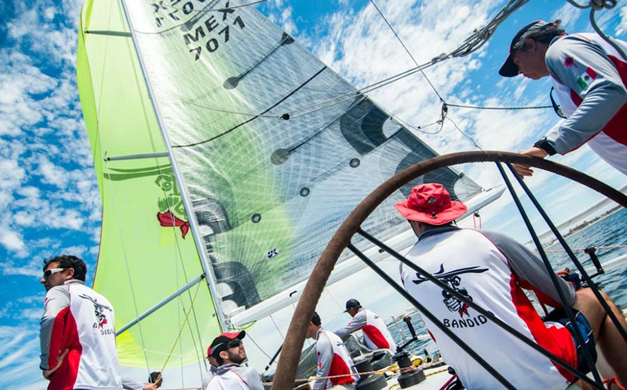 Celebra Puerto Vallarta su Centenario con semana de regatas internacionales