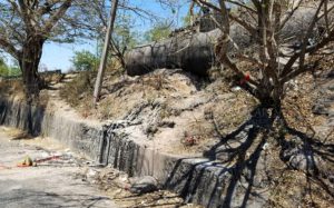 Empeora derrame de chapopote en la 5 de Diciembre