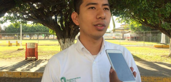 VA REGLAMENTOS CONTRA EL AMBULANTAJE NO AUTORIZADO EN PLAYA DURANTE TEMPORADA ALTA.