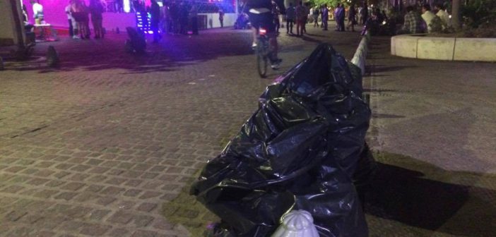 INSOPORTABLE OLOR A ORINA EN LAS CALLES DEL CENTRO DE VALLARTA.