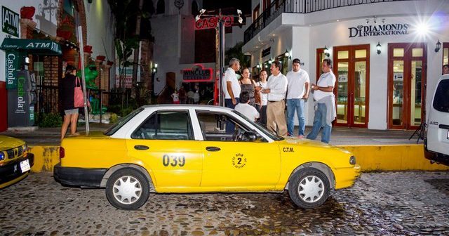 ACUERDAN HOTELEROS Y CTM UN "AJUSTE" DE PRECIOS EN EL SERVICIO DE TAXIS PARA TURISTAS.