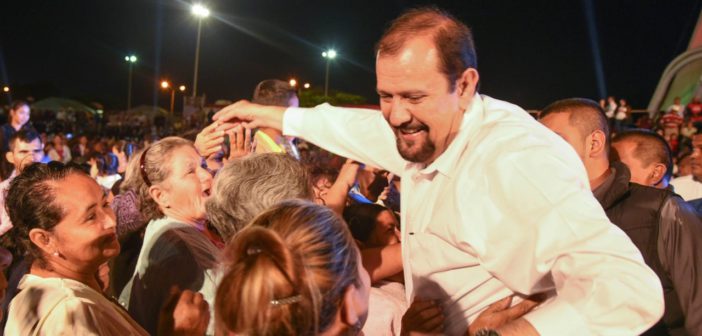 MANUEL COTA SE COMPROMETE A CONVERTIR COMPOSTELA EN PUEBLO MAGICO.