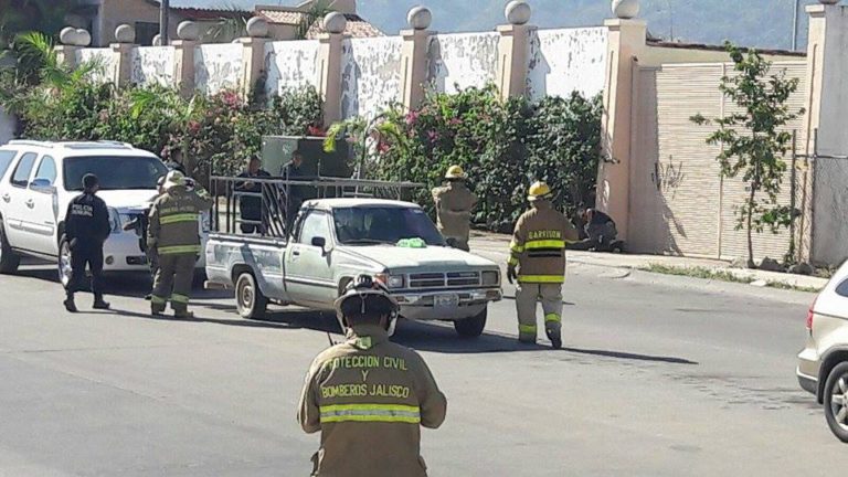 Reportan granada en Fluvial Vallarta. 4 Reportan granada en Fluvial Vallarta.