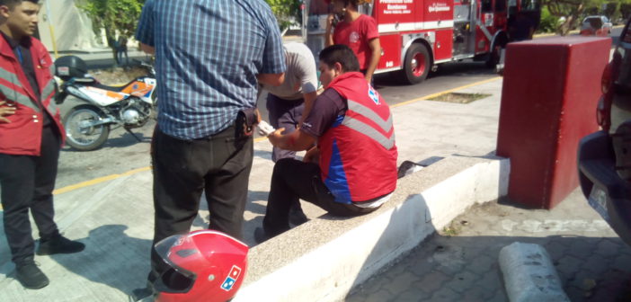 Motoloco de Domino´s Pizza no alcanzó a frenar