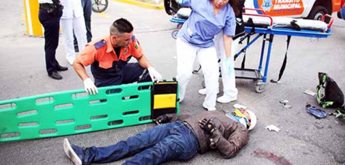 ATROPELLA A MOTOCICLISTA Y LO DEJA ABANDONADO