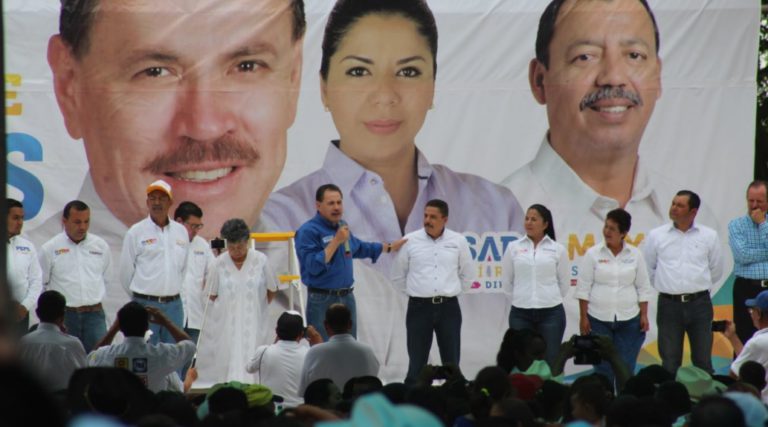 “Siempre con la gente” refuerza a Jaime Cuevas.