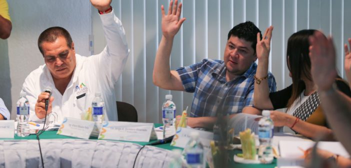 "No hay dinero para pagar laudos pero si disposición" señala síndico por suspensión de alcalde.