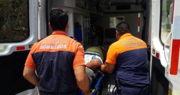 Resulta lesionado al caer de la azotea