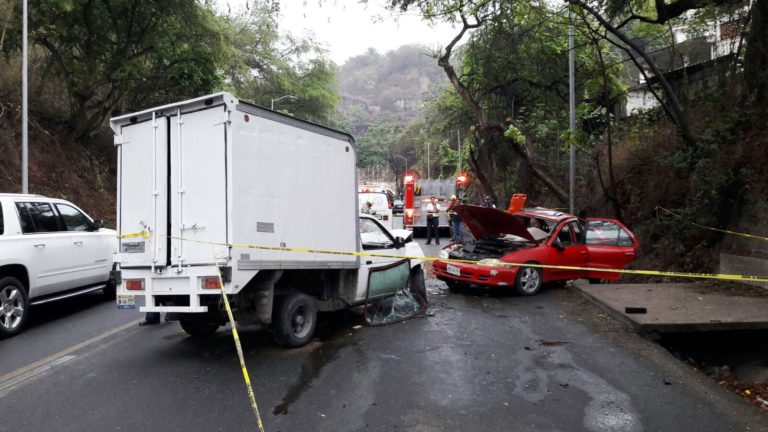 Pierde la vida en aparatoso accidente 1 Pierde la vida en aparatoso accidente