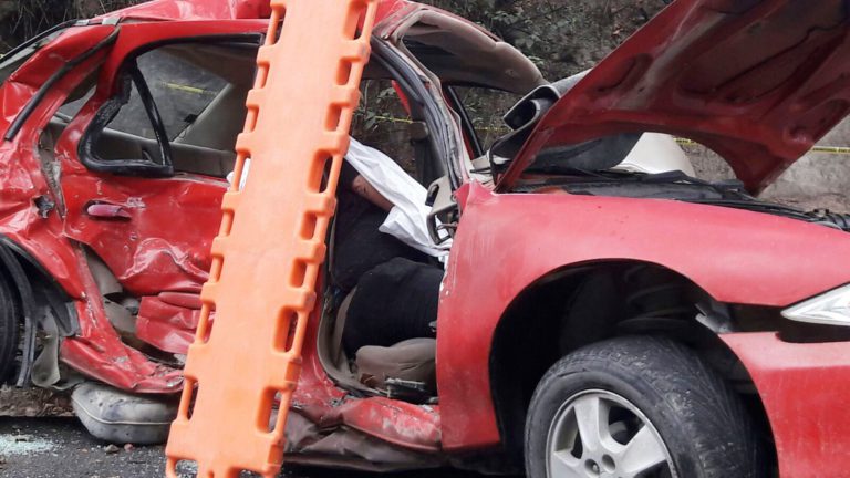Pierde la vida en aparatoso accidente 4 Pierde la vida en aparatoso accidente