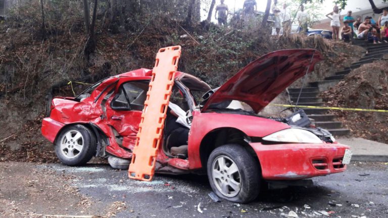 Pierde la vida en aparatoso accidente 2 Pierde la vida en aparatoso accidente