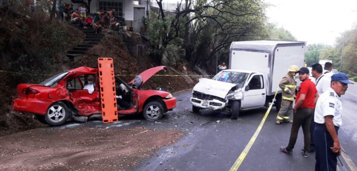 Pierde la vida en aparatoso accidente