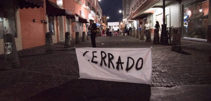 Se van a paro trabajadores en Tepic