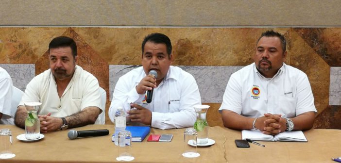 Taxistas responsabilizan a la Secretaría de Movilidad de su rezago