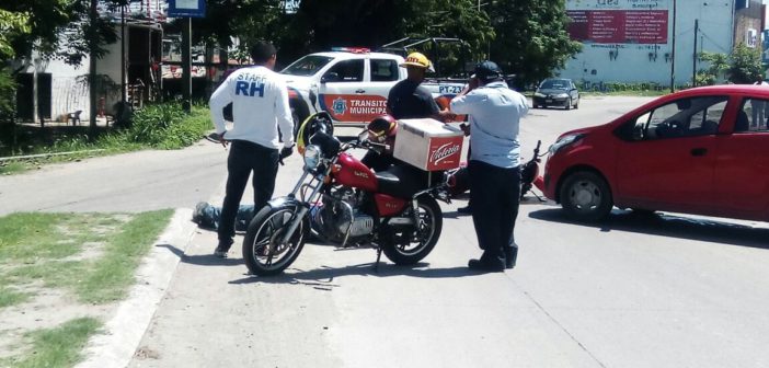 Motociclista resulta lesionado en accidente vial