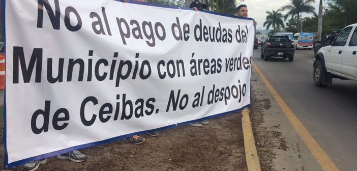 Colonos de ‘Las Ceibas’ retiran bloqueo en la Federal 200