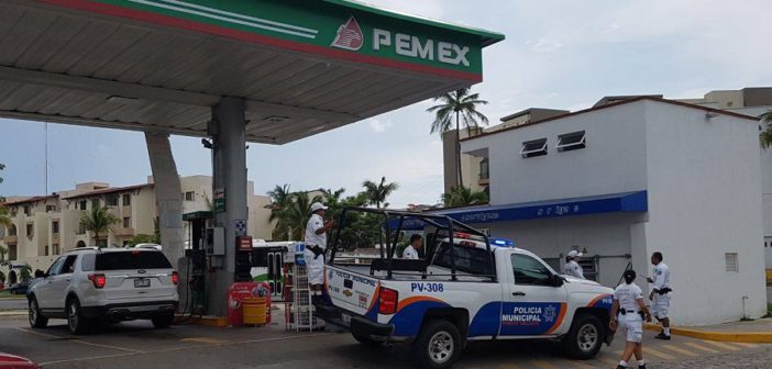 Asaltan gasolinera de Versalles... Otra vez