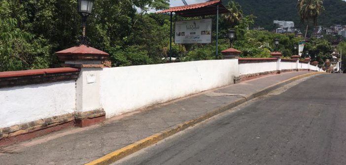 Por fin construirán las escaleras al río Cuale