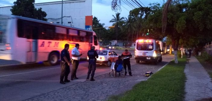 Camión arrolla a discapacitada en Francisco Villa