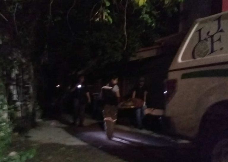 Hallan a un hombre muerto; estaba semidesnudo