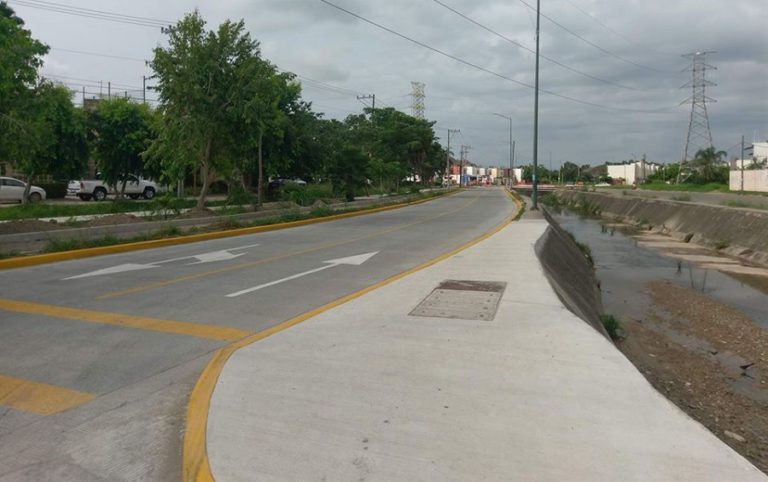 Exigen que culmine construcción de la Avenida México