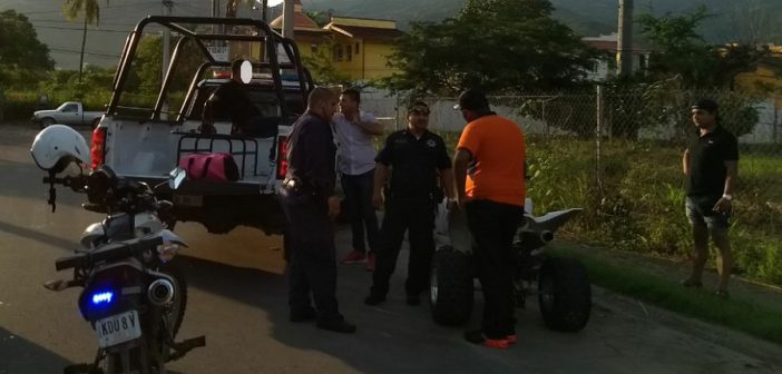 Se lleva la moto de su ‘compa’ de borrachera; es detenido