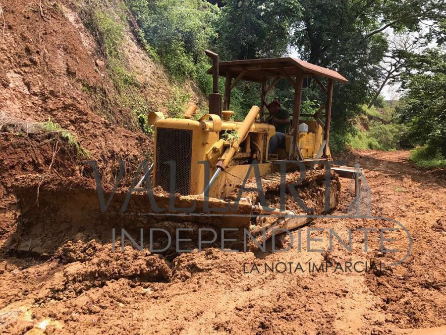 Habilitan paso alternativo sobre la Estatal 544; continúa restringido el paso