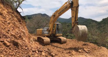 Habilitan paso alternativo sobre la Estatal 544; continúa restringido el paso