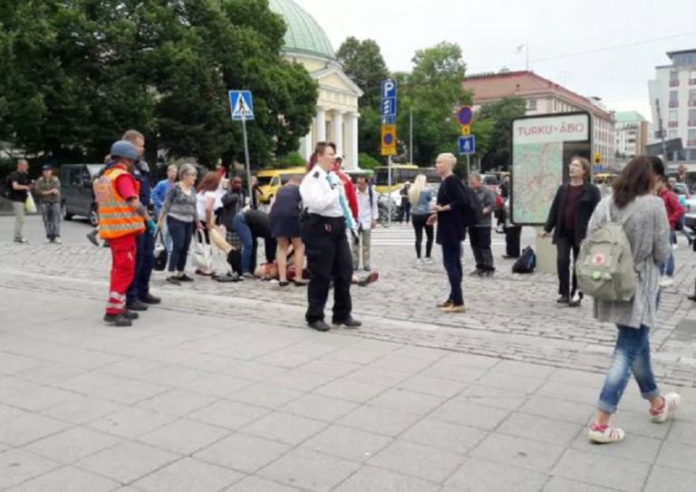 Otro ataque masivo, ahora en Finlandia; al menos dos muertos