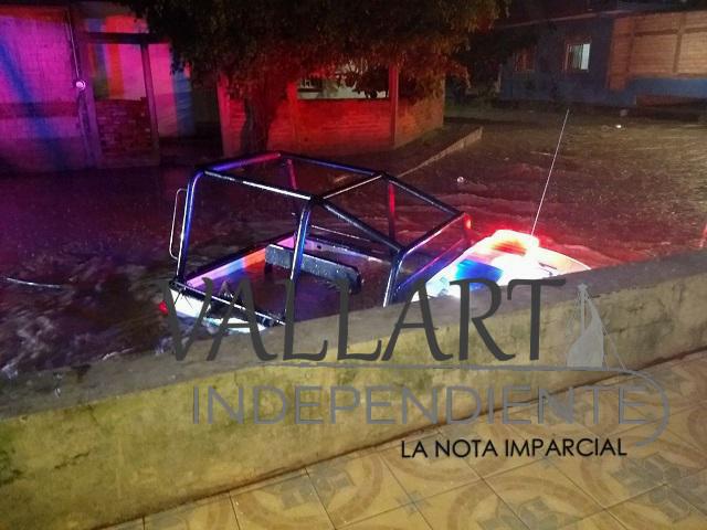 Lluvias causan estragos en Puerto Vallarta; Sedena y PC analizan la situación