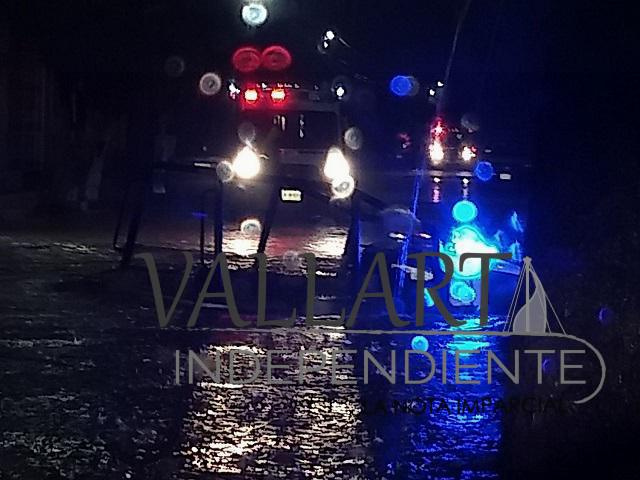 Lluvias causan estragos en Puerto Vallarta; Sedena y PC analizan la situación