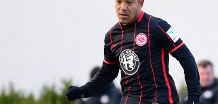 Marco Fabián, fuera de las canchas hasta 2018 por lesión