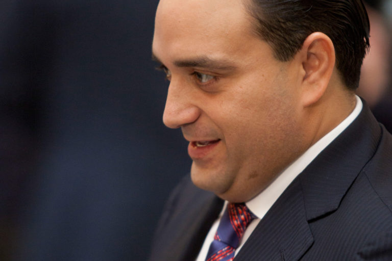 Desvíos de ex-gobernadores alcanzan para reconstrucción tras sismo 2 Desvíos de ex-gobernadores alcanzan para reconstrucción tras sismo