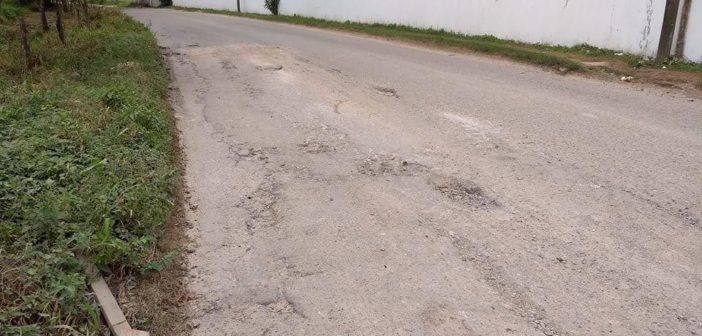 Urge reparar la calle Guadalajara en Mojoneras