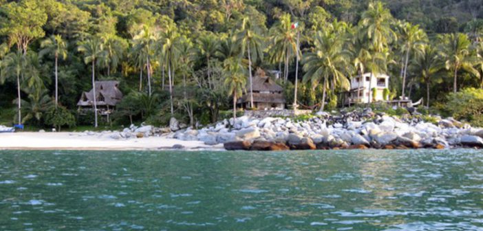 Clausura Profepa proyecto turístico en Cabo Corrientes