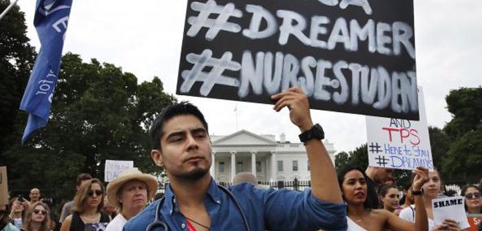 California se opone a eliminación del DACA, interpone demanda