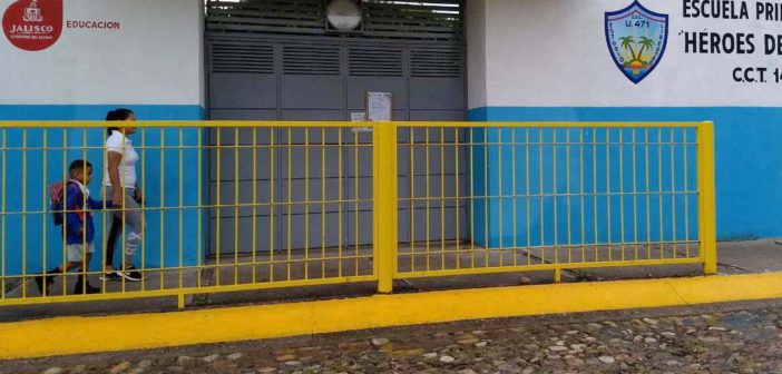 Por falso comunicado, escuelas de Puerto Vallarta suspenden clases