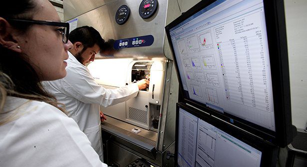 Cuenta IPN con equipo para definir tipo de cáncer en pocos minutos