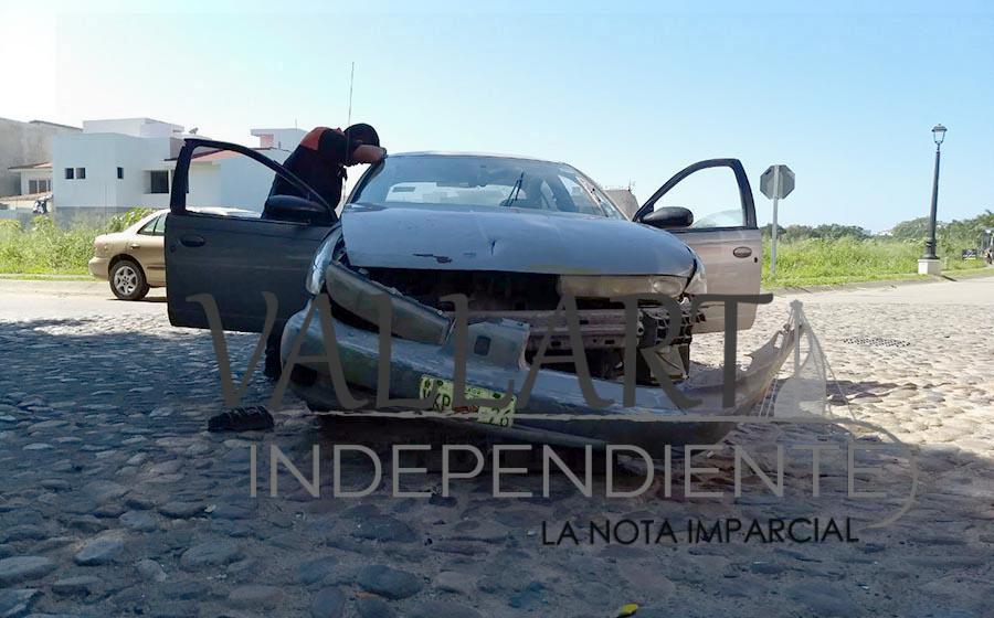 Encontronazo en Fluvial Vallarta deja dos personas heridas 2 Encontronazo en Fluvial Vallarta deja dos personas heridas
